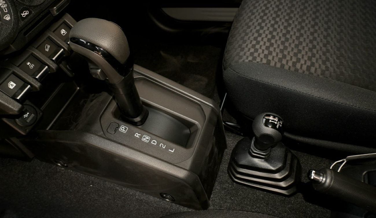 Suzuki Jimny GL 2025 | 3-Door | Zero Km | GCC |