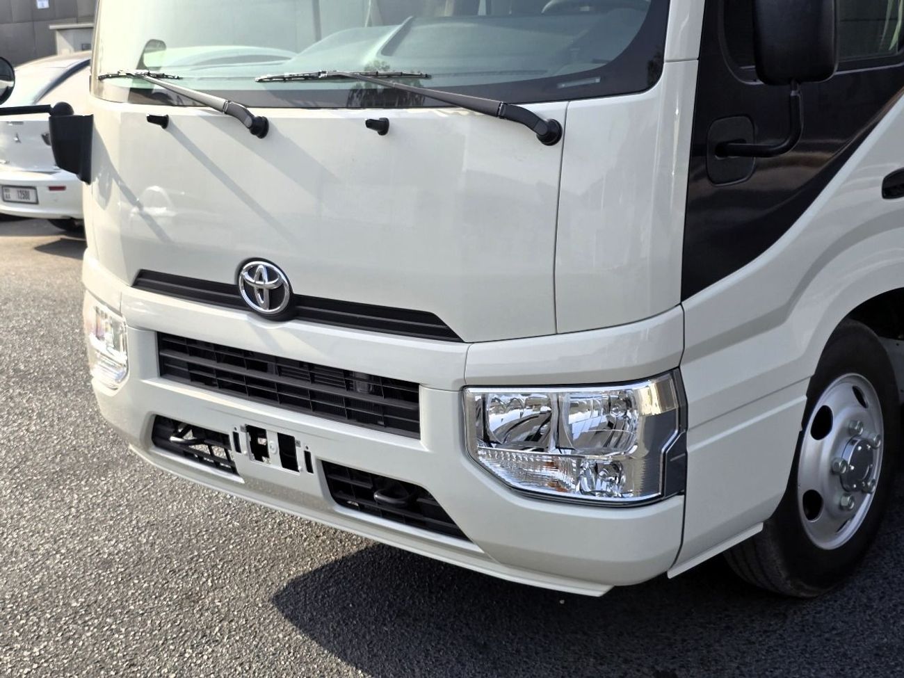 Toyota Coaster 2.7L (23-Seater)