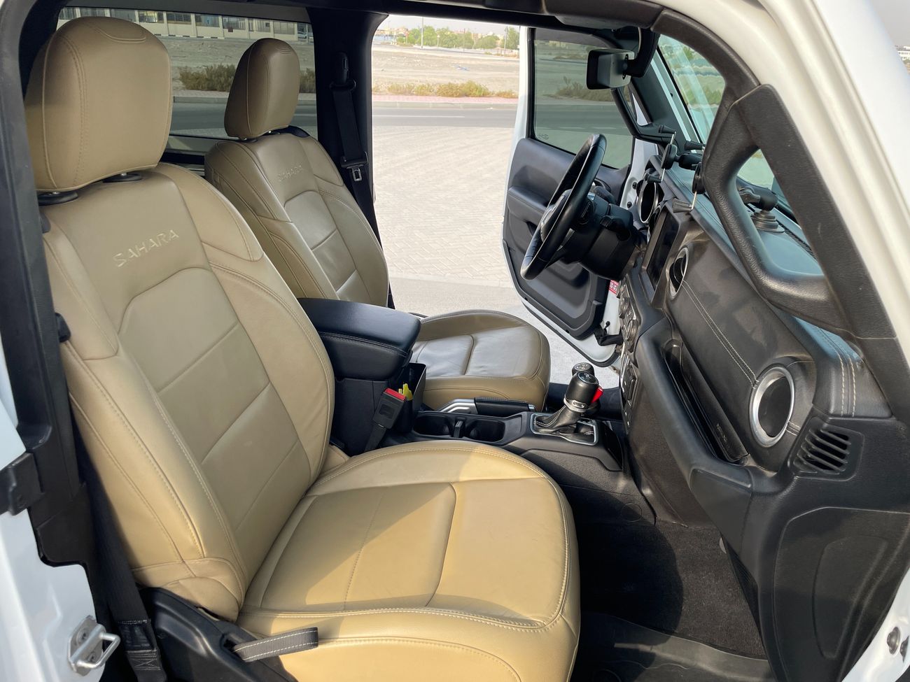 Jeep Wrangler Sahara 3.6L A/T (4 Seater)