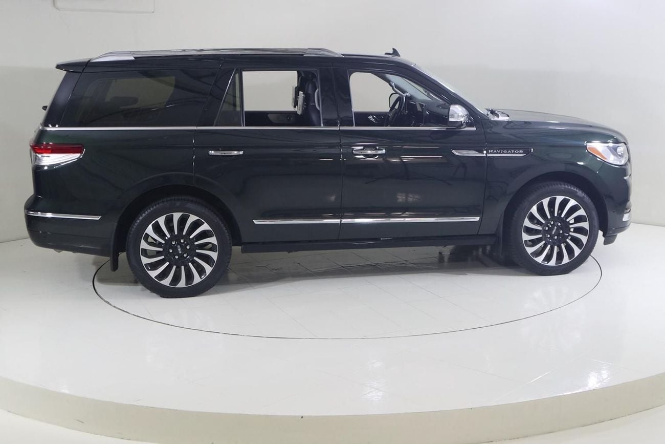 Lincoln Navigator PRESIDENTIAL /N1923 / AL TAYER MOTORS / AL QOUZ SHOWROOM