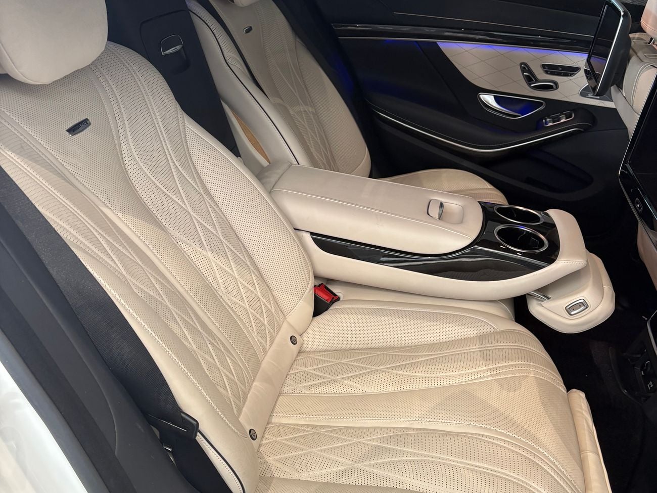 مرسيدس بنز S 63 AMG