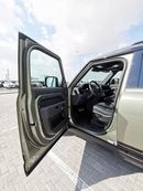 Land Rover Defender Land Rover Defender - 2023 - Green/Black