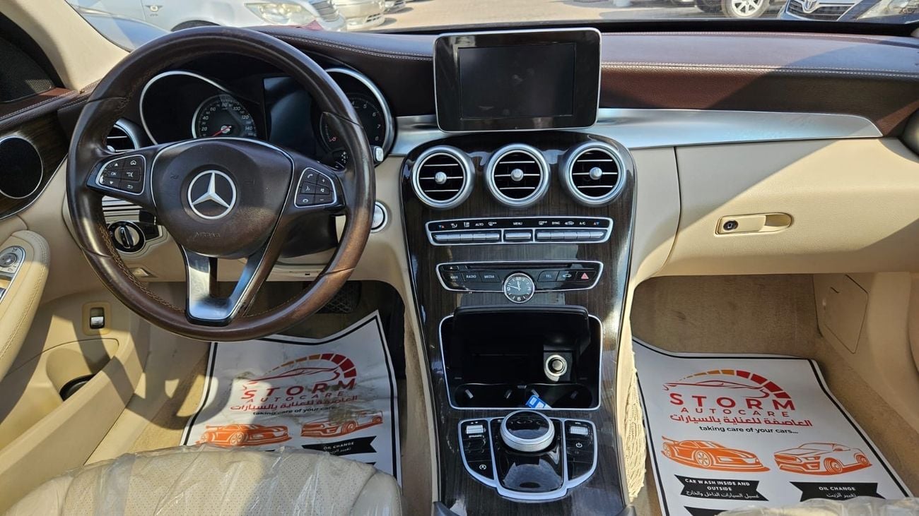 مرسيدس بنز C 300