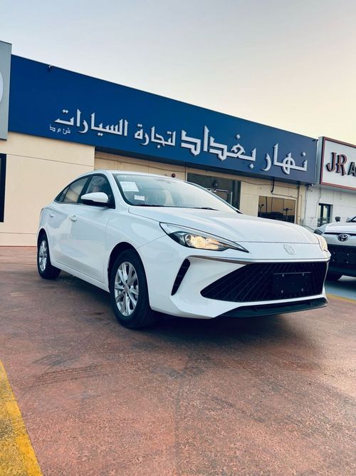 أم جي 5 Fully Loaded - with Sun roof & Push start and Automatic Gearbox