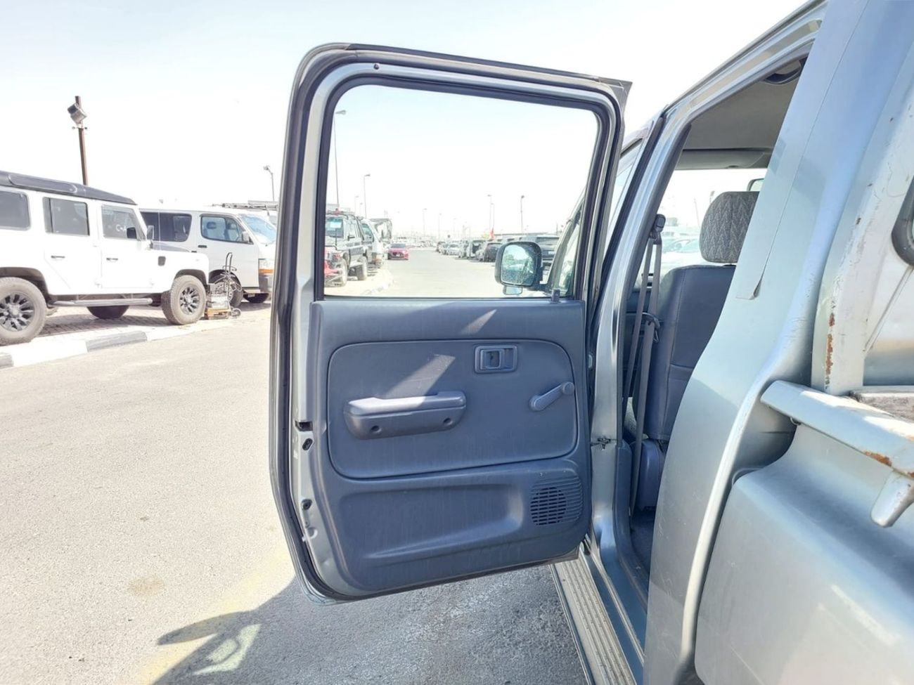 Toyota Hilux TOYOTA HILUX PICKUP RHD 2002 MODEL 3.0 L DIESEL MANUAL(PM26271)