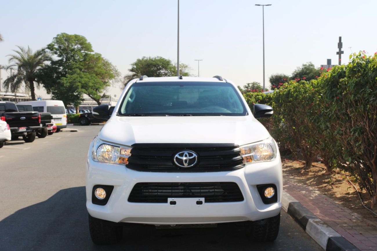 Toyota Hilux S GLX 2.4L AWD A/T TOYOTA HILUX DIESEL 4X4 MODEL 2018 FULL AUTOMATIC EUROPE SPACE