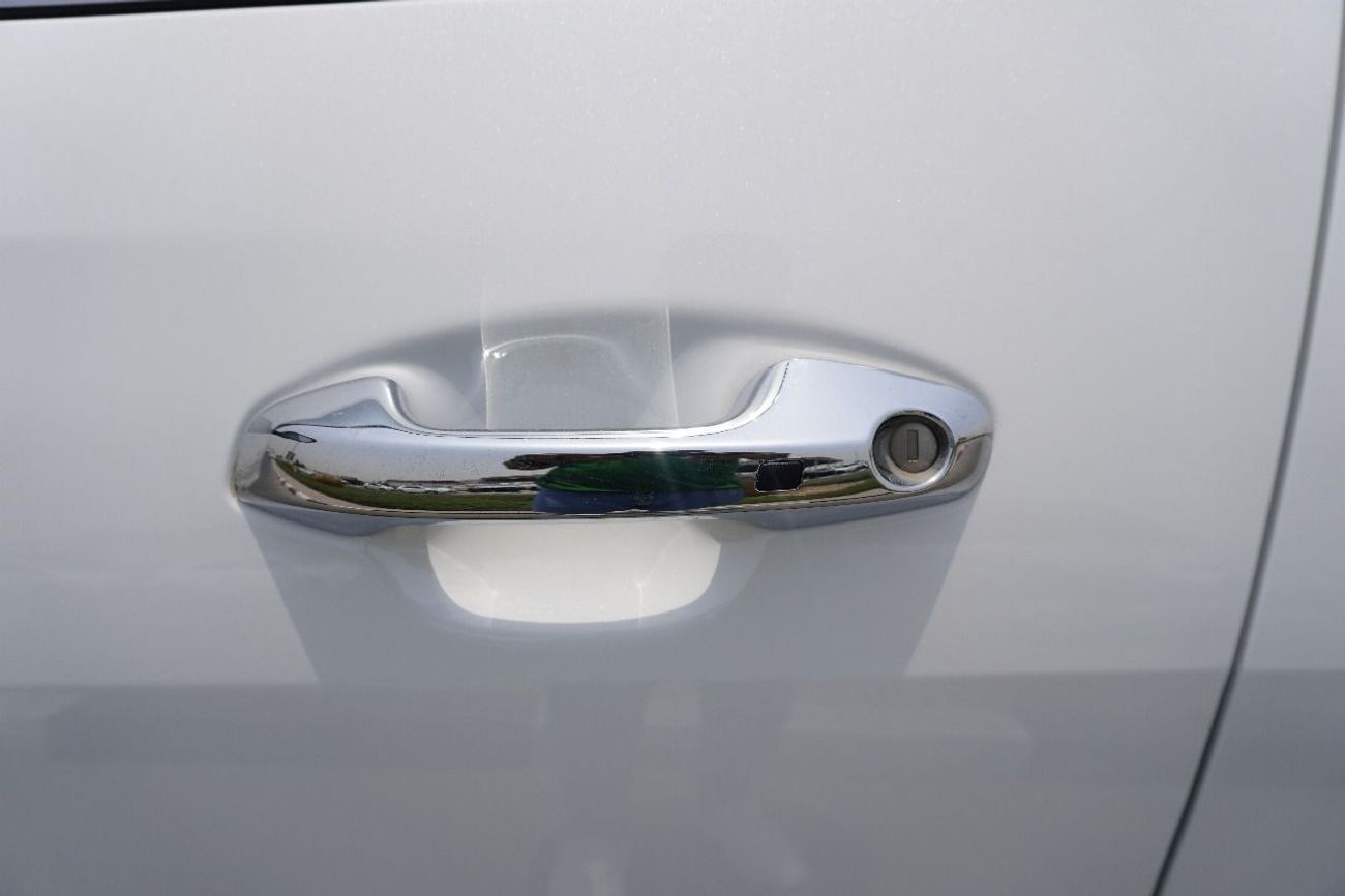 Kia Carens Kia Carens 1.5L ,7 SEATER, LEATHER SEAT, PUSH START,PARKING SENSOR, FOG LIGHTS, MODEL 2025