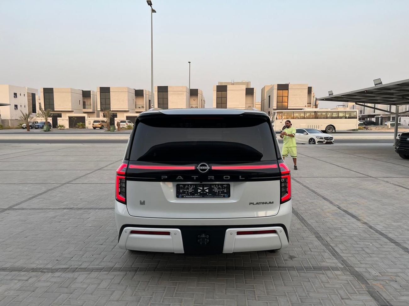 Nissan Patrol LE PLATINUM CITY TWIN-TURBO | CERTIFIED PRE-OWNED | AL MASOOD WARRANTY & SERVICE CONTRACT
