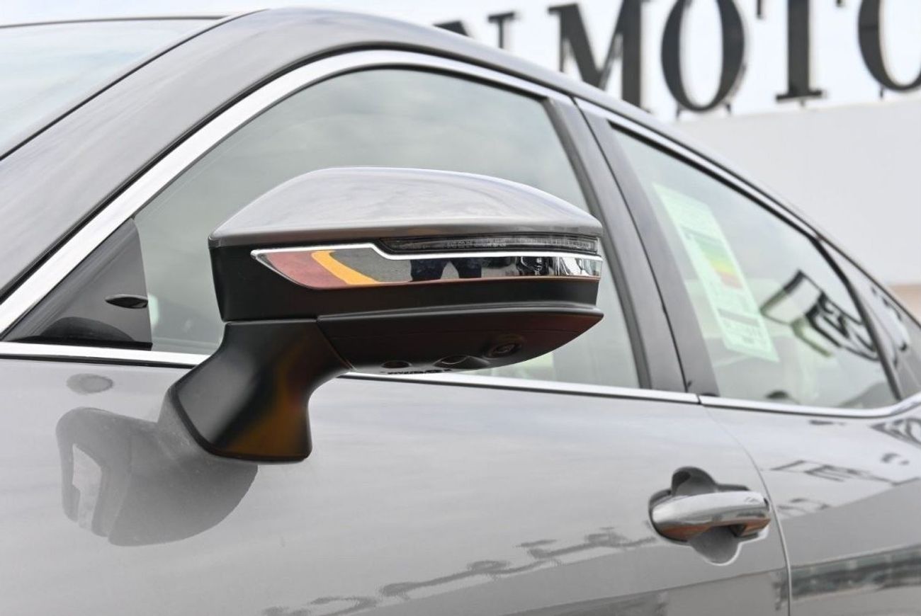 تويوتا كراون Toyota Crown 2.5L Hybrid Model 2023 Color Grey