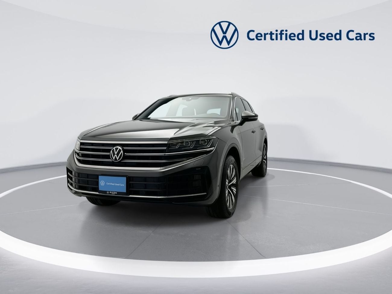 فولكس واجن طوارق 3.0T TL (340 HP) Touareg Elegance (Ref#00269) - 51,100 AED SAVINGS from New Car