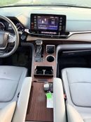 Toyota Sienna XLE Hybrid 2.5