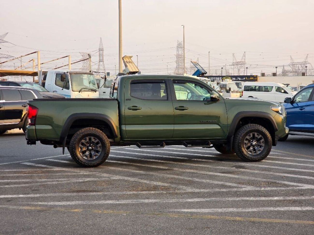 Toyota Tacoma 2021 Model 4x4 , leather seats with spacial off Road kits