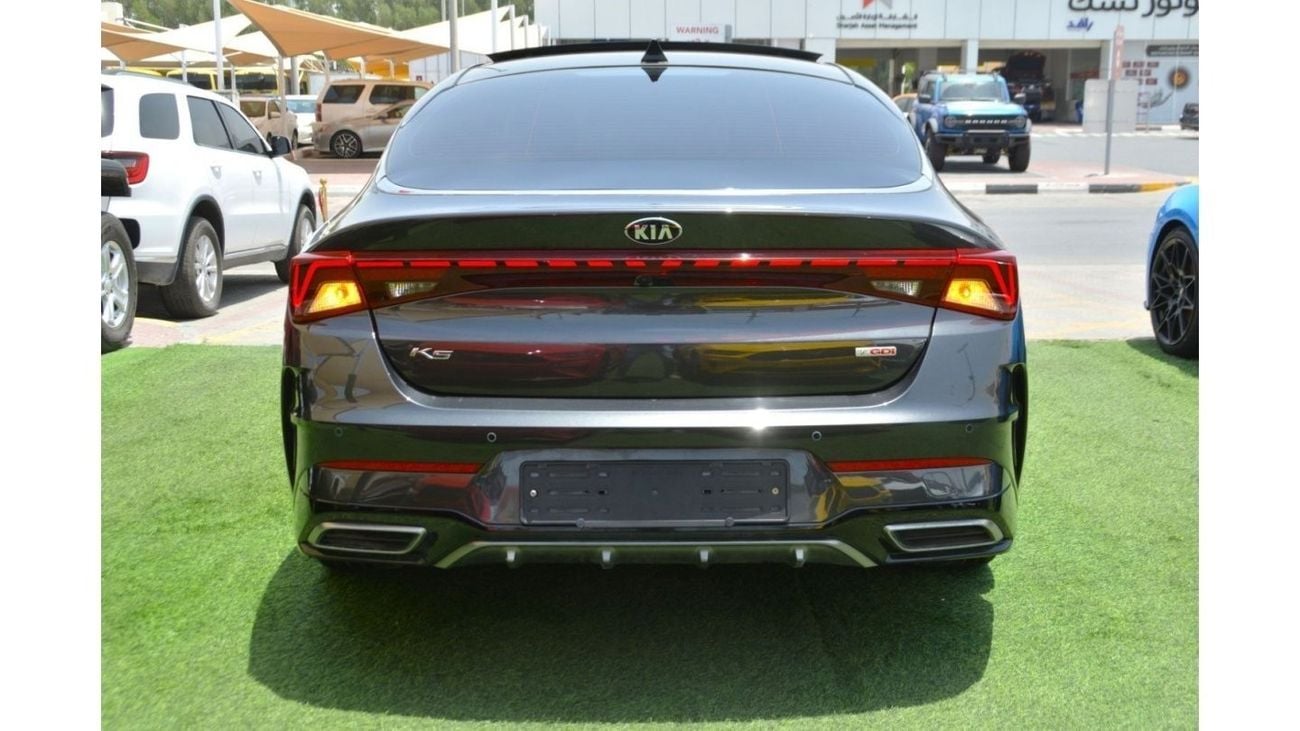 كيا K5 CLEAN TITLE //FULL OPTION--VERY GOOD CONDITION/تدخل السعودية