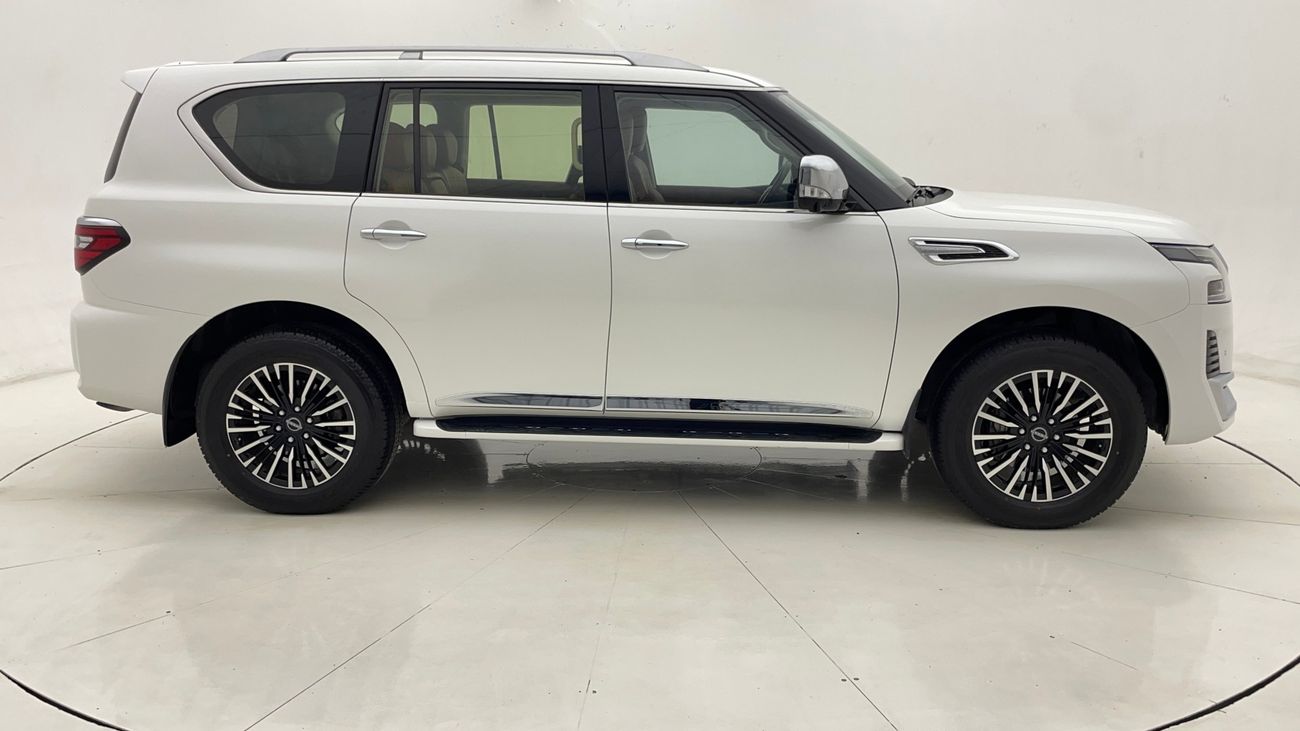 نيسان باترول SE PLATINUM 4 | بدون دفعة مقدمة | اختبار القيادة في المنزل