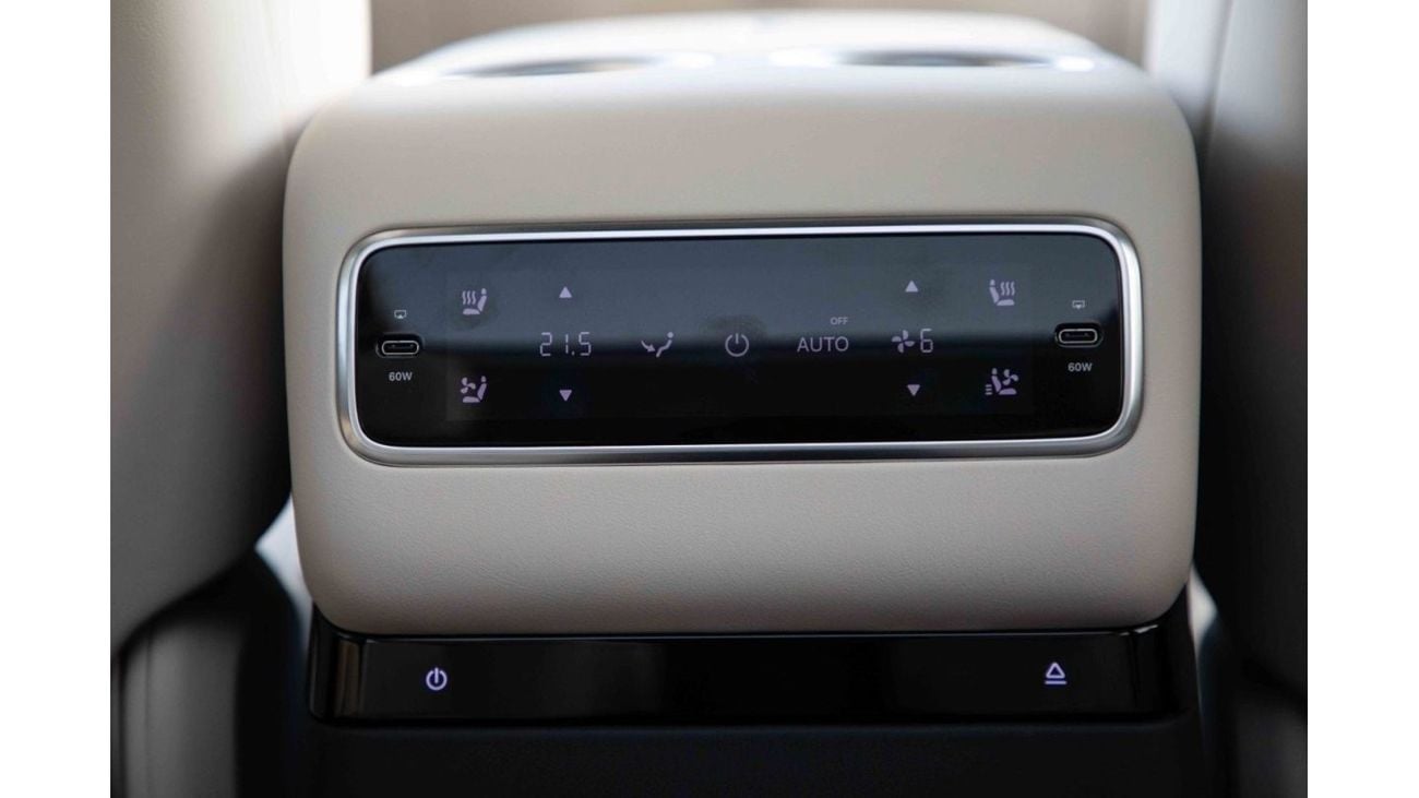 Li Auto Mega 2024 Lixiang Mega Ultra Version - White	inside White | Export Only