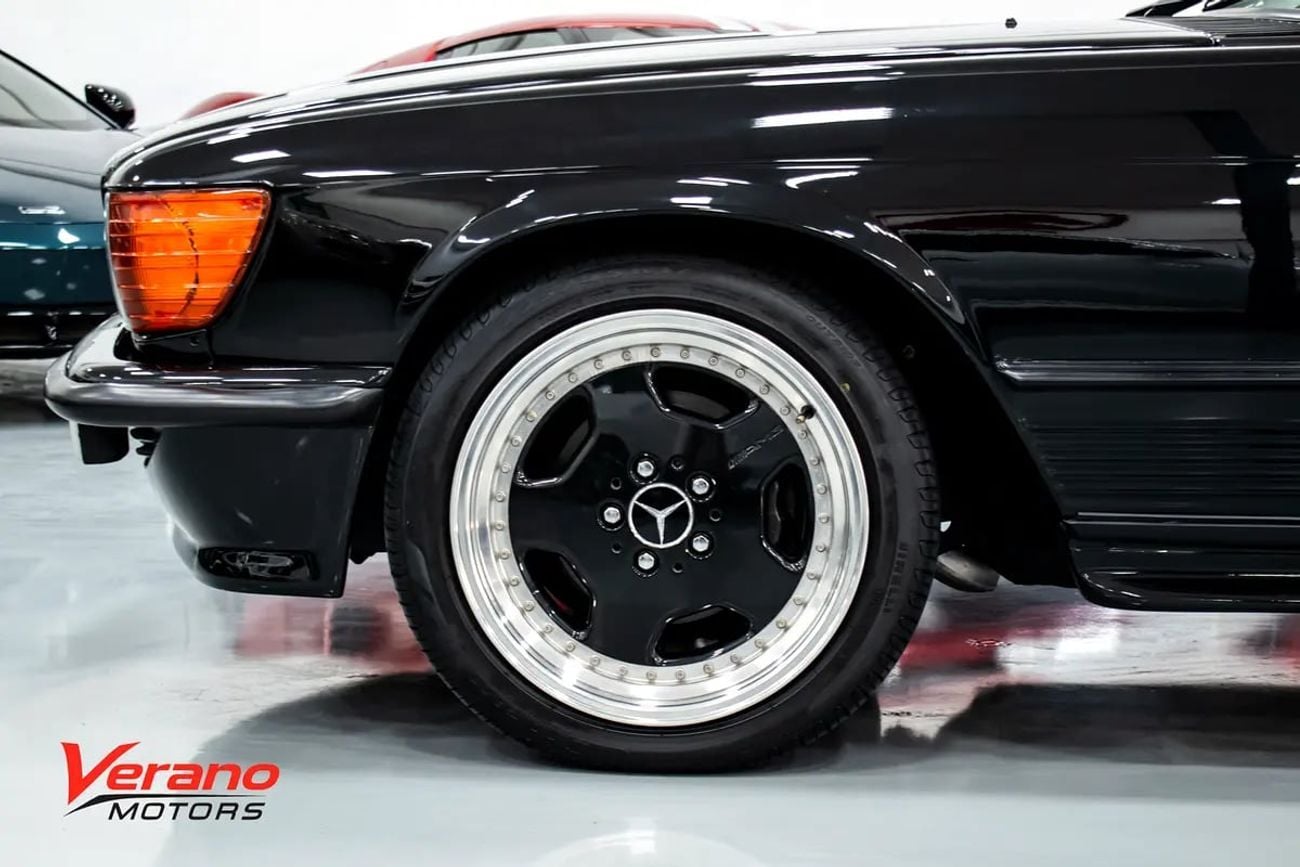 Mercedes-Benz SL 560 Mercedes 560 SL AMG Kit | Fully Rebuilt | Collector Grade