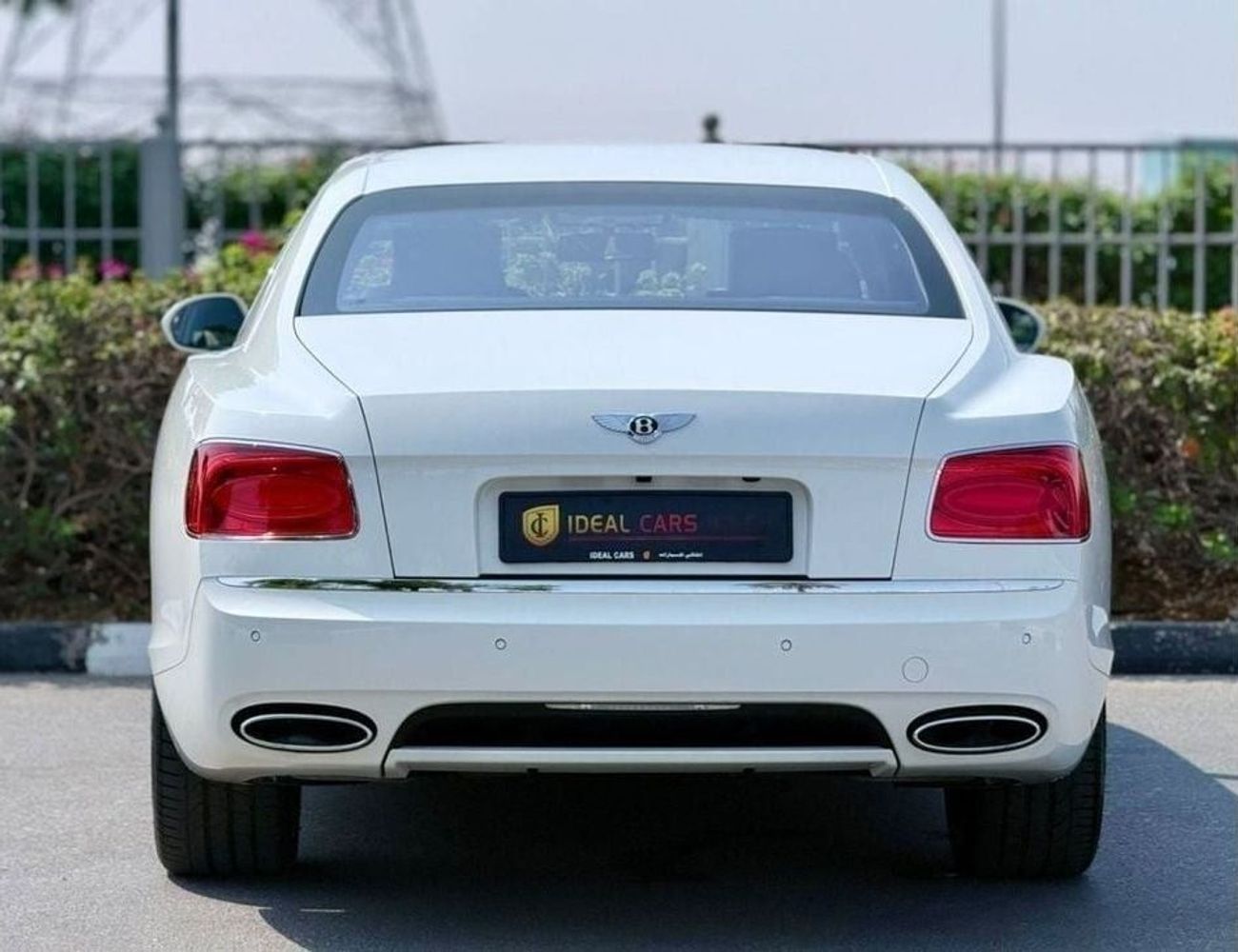 Bentley Continental Flying Spur BENTLEY CONTINENTAL FLYINGSPUR W12 ELEMENT EDITION |GCC SPECS |2016| FULL SERVICE HISTORY BY AGENCY