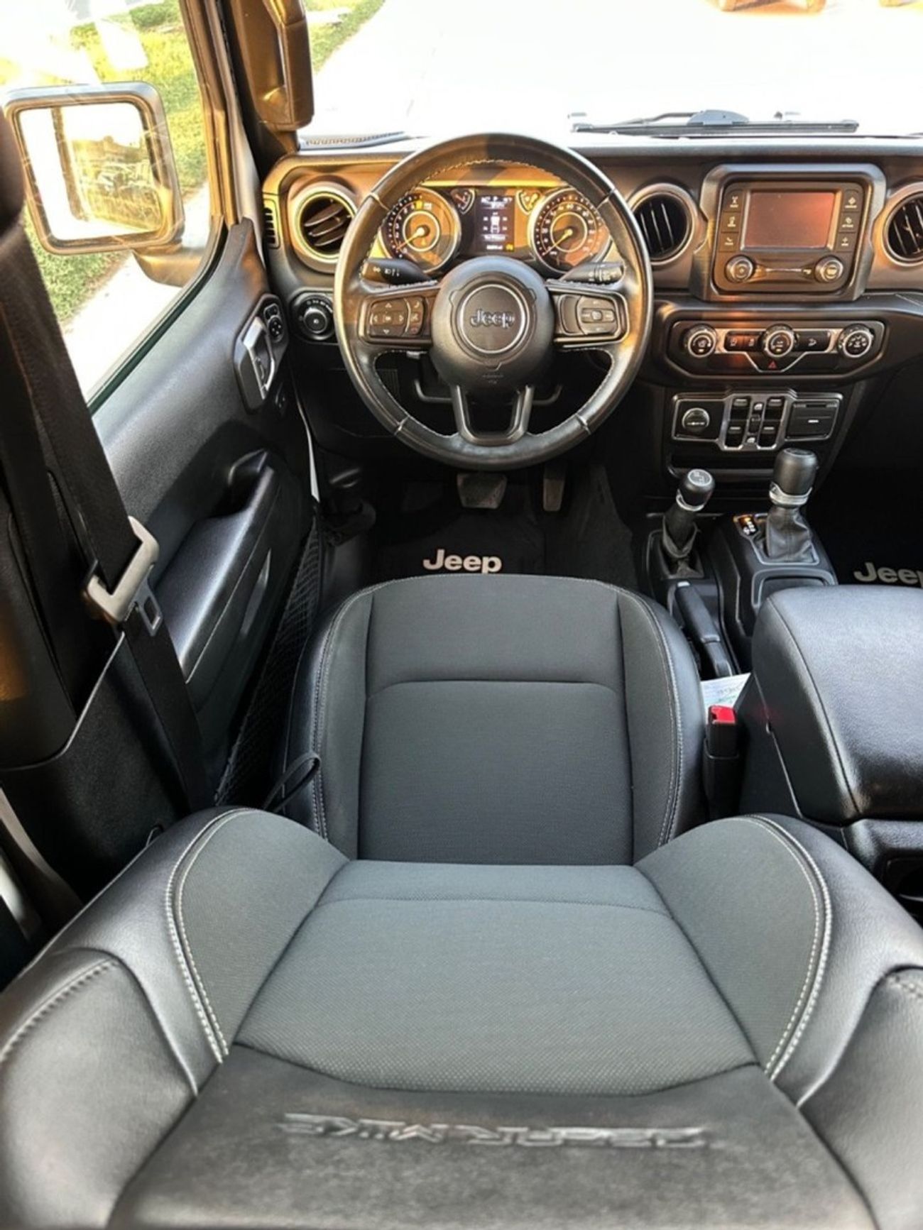 جيب رانجلر Unlimited Sport 3.6L A/T