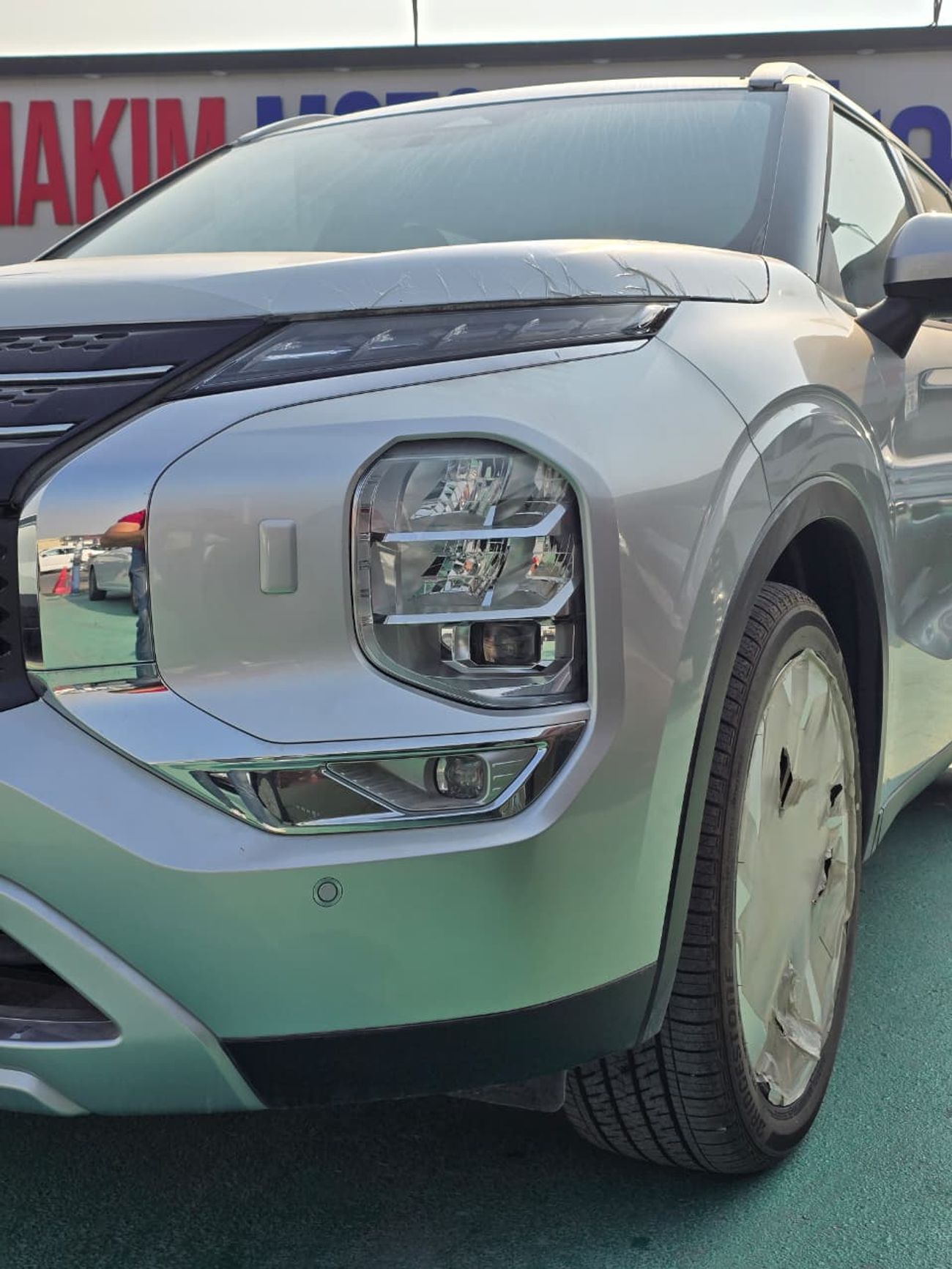 ميتسوبيشي آوتلاندر H-LINE 2.5L