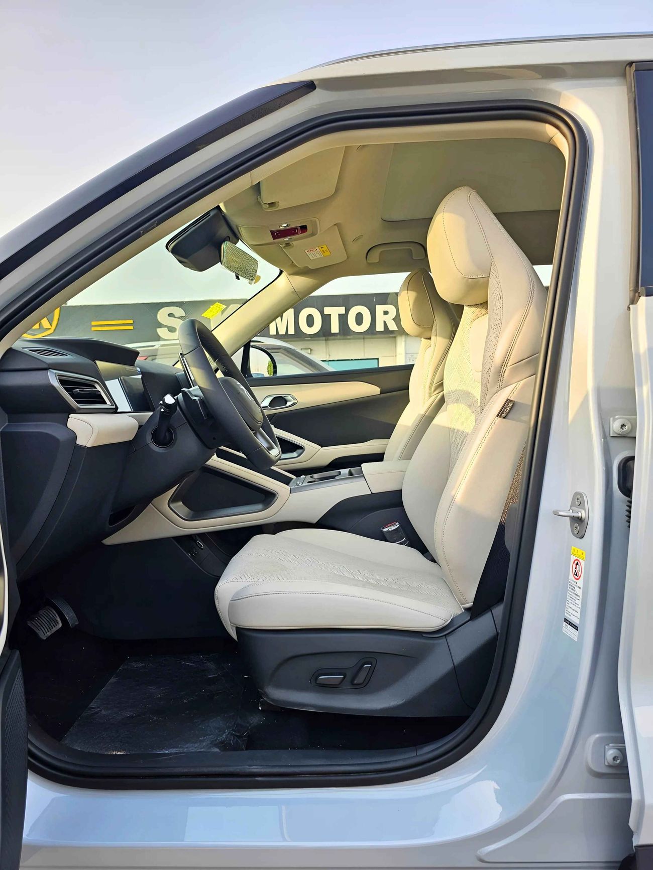 بي واي دي يوان أب EXCEEDING 401-KM / A/T / 360* CAMERA / HEADUP DISPLAY / PANORAMIC / ELECTRIC (CODE # EXCEEDING)