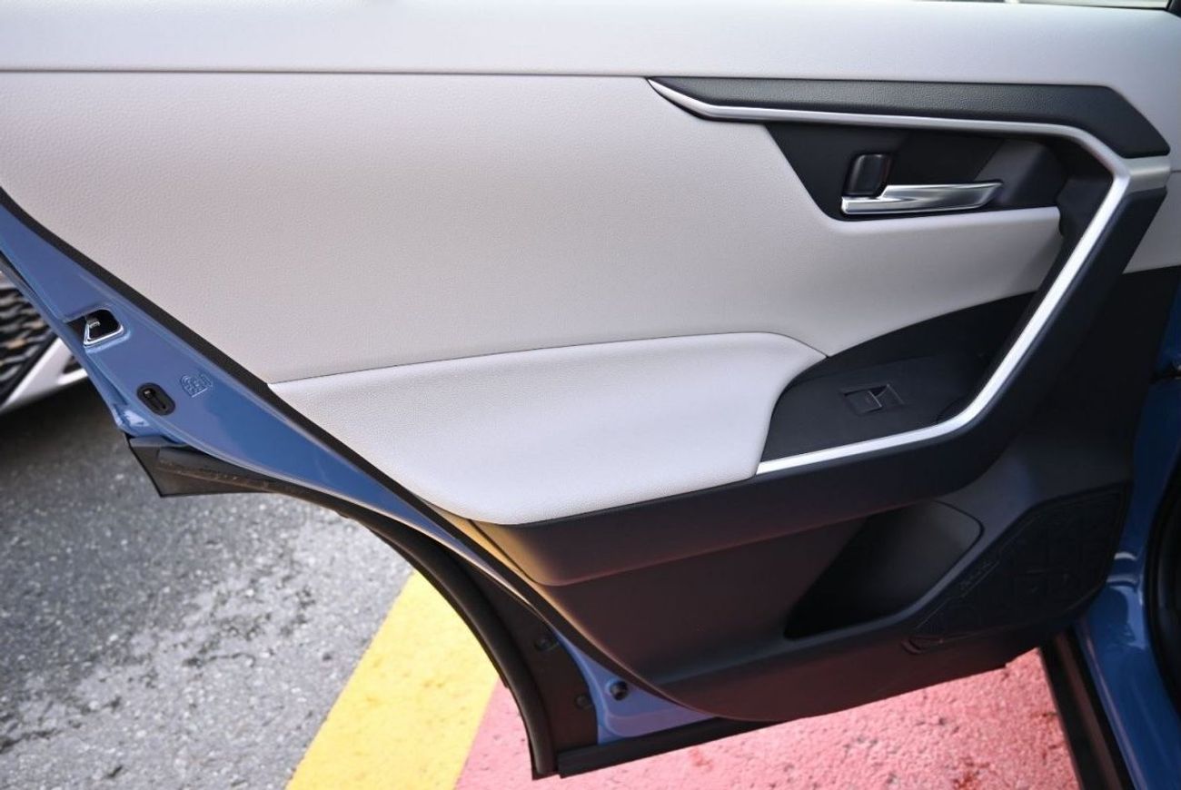 Toyota RAV4 Toyota RAV4 Adventure 2.5L Petrol, CUV AWD 5 Doors,  Driver Electric Seat, Panoramic Roof, Rear Came