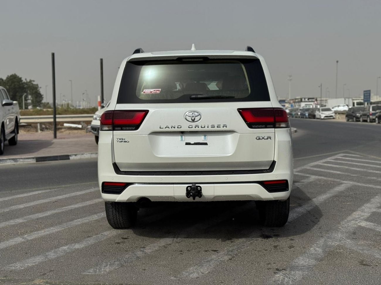 Toyota Land Cruiser Toyota Land Cruiser GXR 3.5 2026 basic with sunroof Saudi