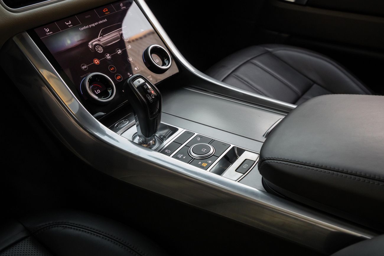 لاند روفر رينج روفر سبورت Range Rover Sport HSE | 3,232 P.M | 0% Downpayment | Impeccable Condition!