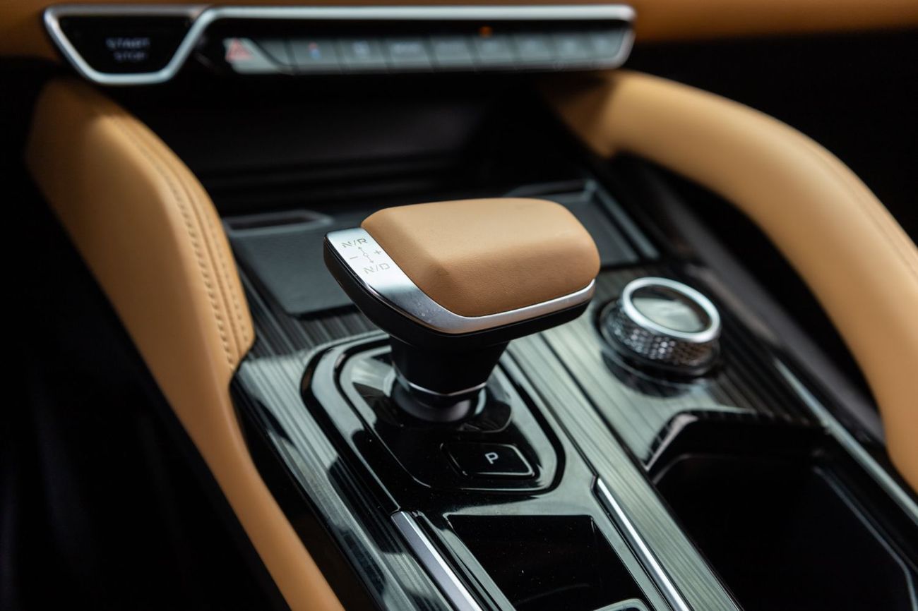 جيلي مونجارو GF+ 2.0T 4WD