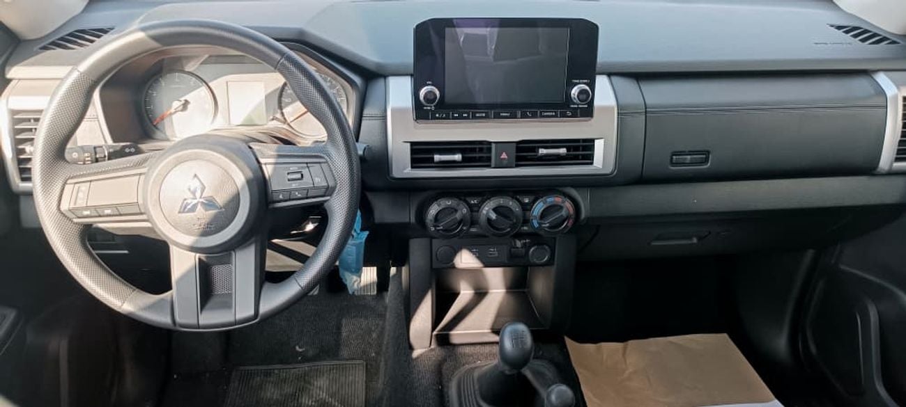 ميتسوبيشي L200 GLX Double Cab Petrol 2.4L