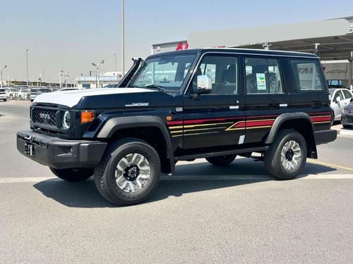 Toyota Land Cruiser 70 TOYOTA LAND CRUISER 76 4.0L 5DOOR 4WD SUV 2025