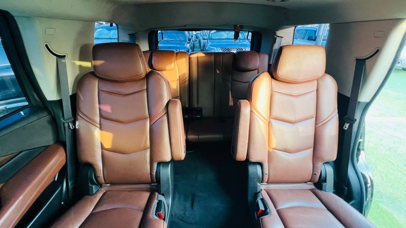 Cadillac Escalade PLATINUM 2018.ENGINE 6.2L/V8