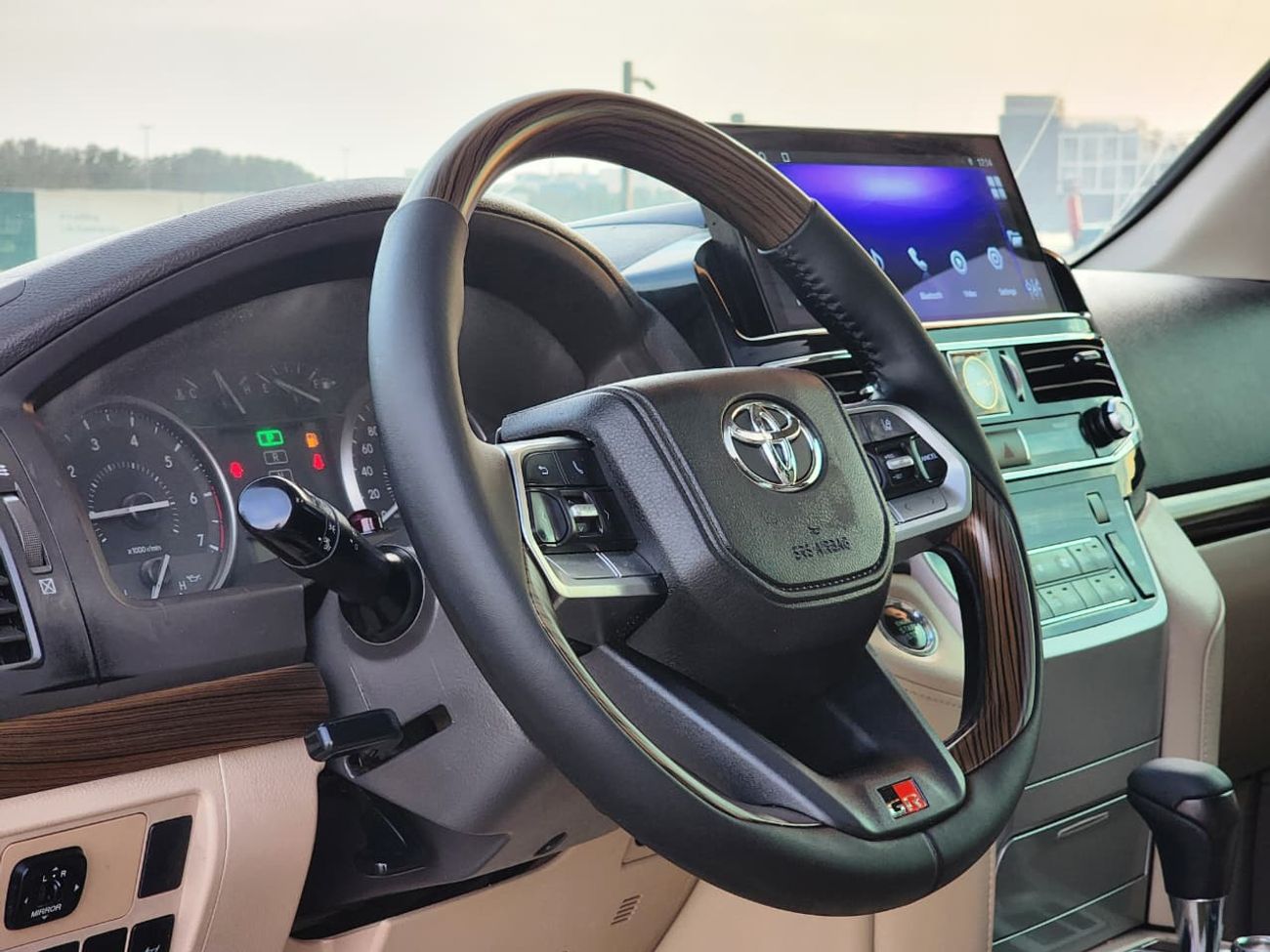 Toyota Land Cruiser GXR V8 MODEL 2014 UPGRADE 2024