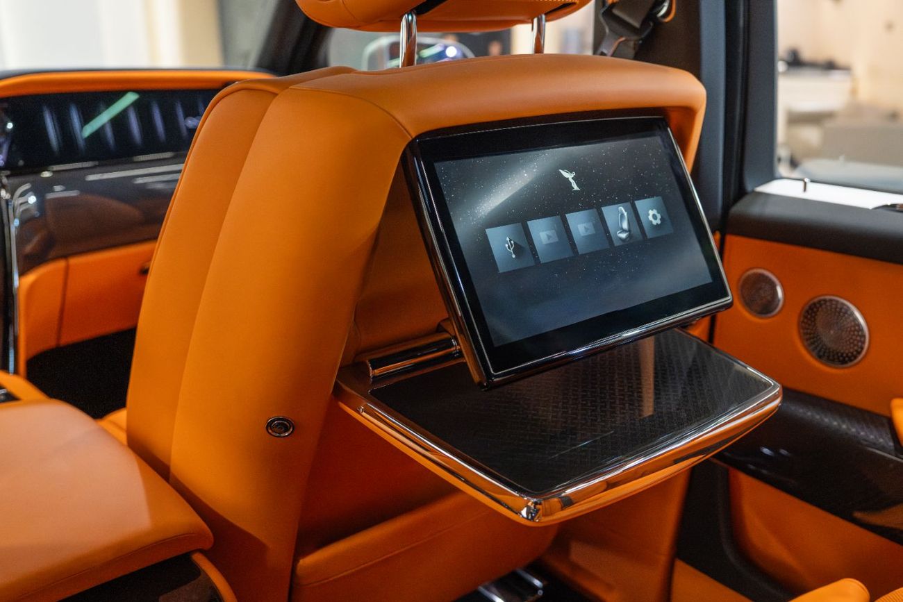 Rolls-Royce Cullinan - 2026 | BLACK BADGE | BRAND NEW | 0 KM MILEAGE | EUROPEAN