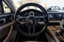 Porsche Panamera Turbo Sport Turismo 4.0L RWD