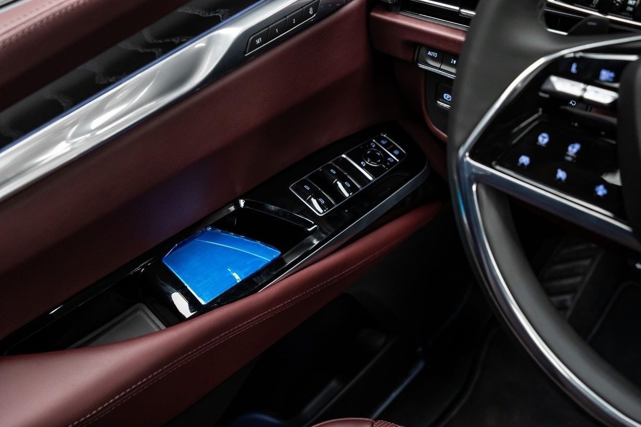 Cadillac Escalade Sport Platinum Long | 2025 | GCC Specs | Brand New | AlGhandi Warranty&Service | Full Options