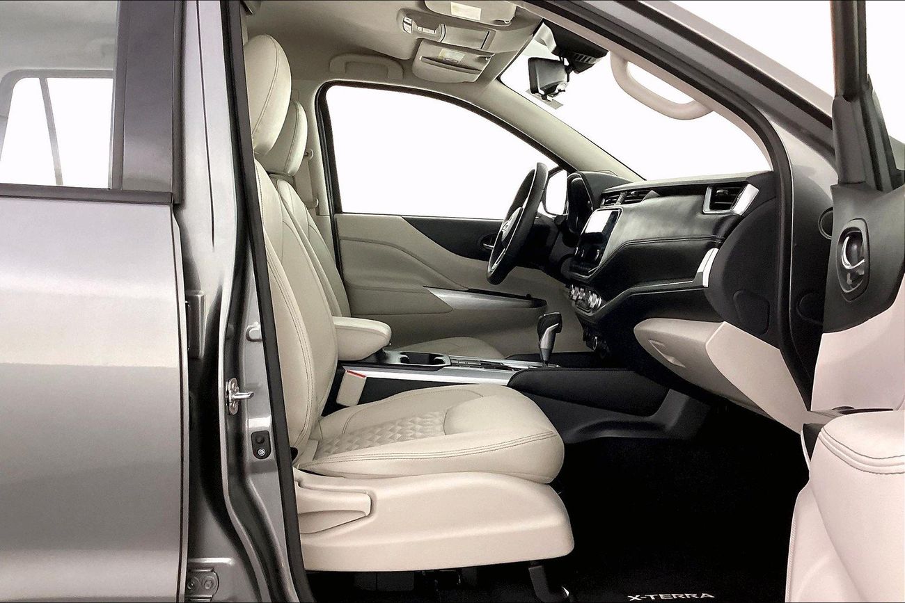 Nissan XTerra Platinum | Guaranteed Warranty | 0 Down Payment