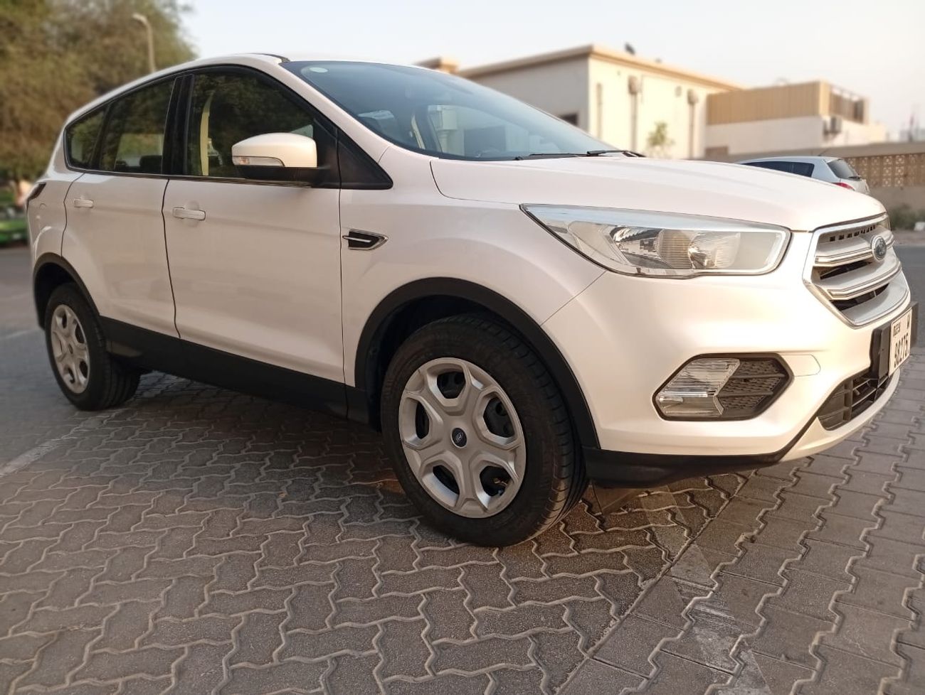 فورد إيسكاب 2.5L PETROL AUTOMATIC TRANSMISSION