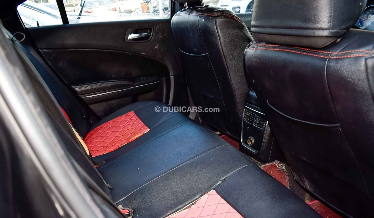 دودج تشارجر 2012 V6 American specs Full automatic