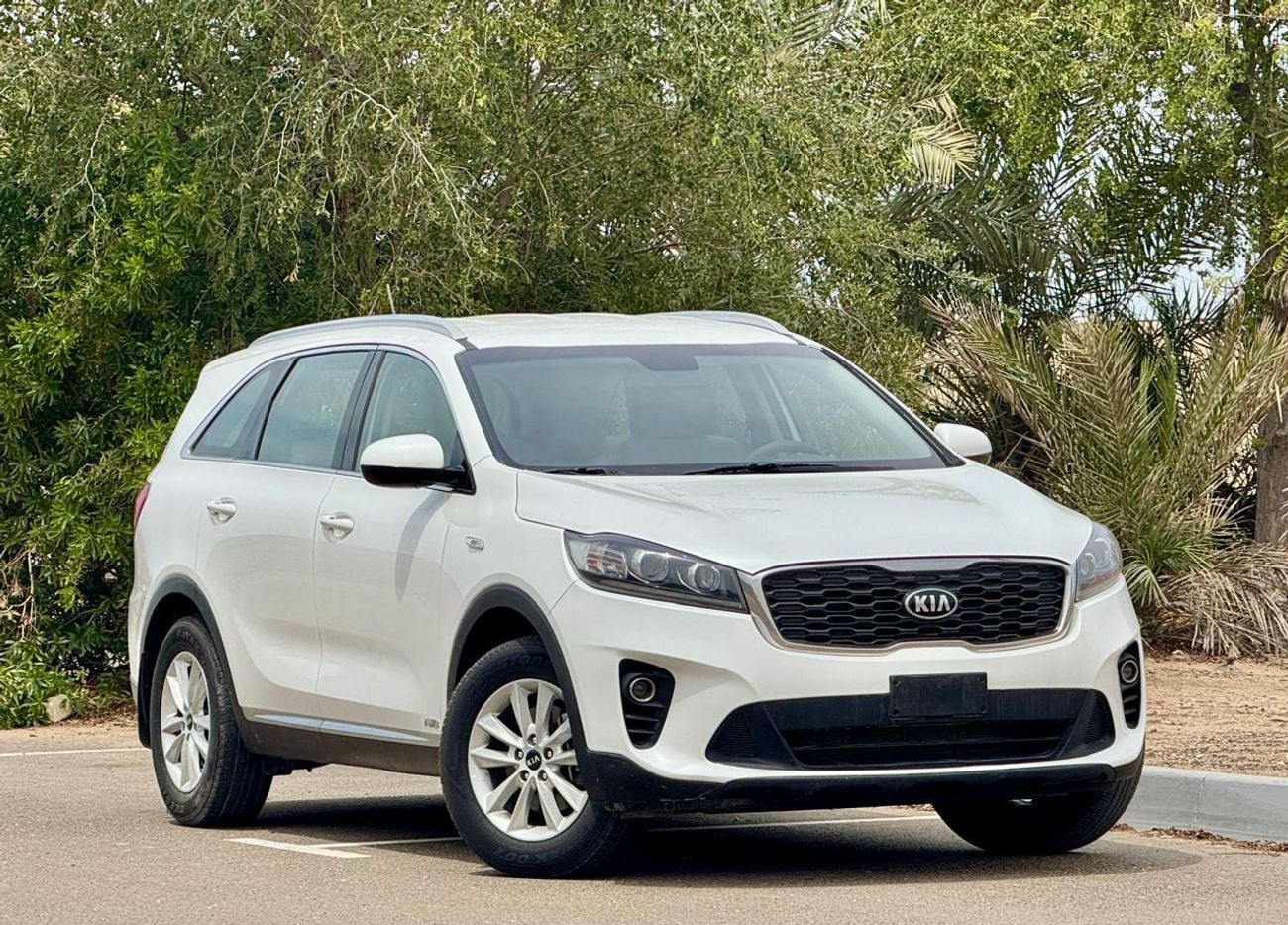 Kia Sorento Base 2.4L FWD 670-Monthly l GCC l 2.4L, Cruise, Camera l Accident Free