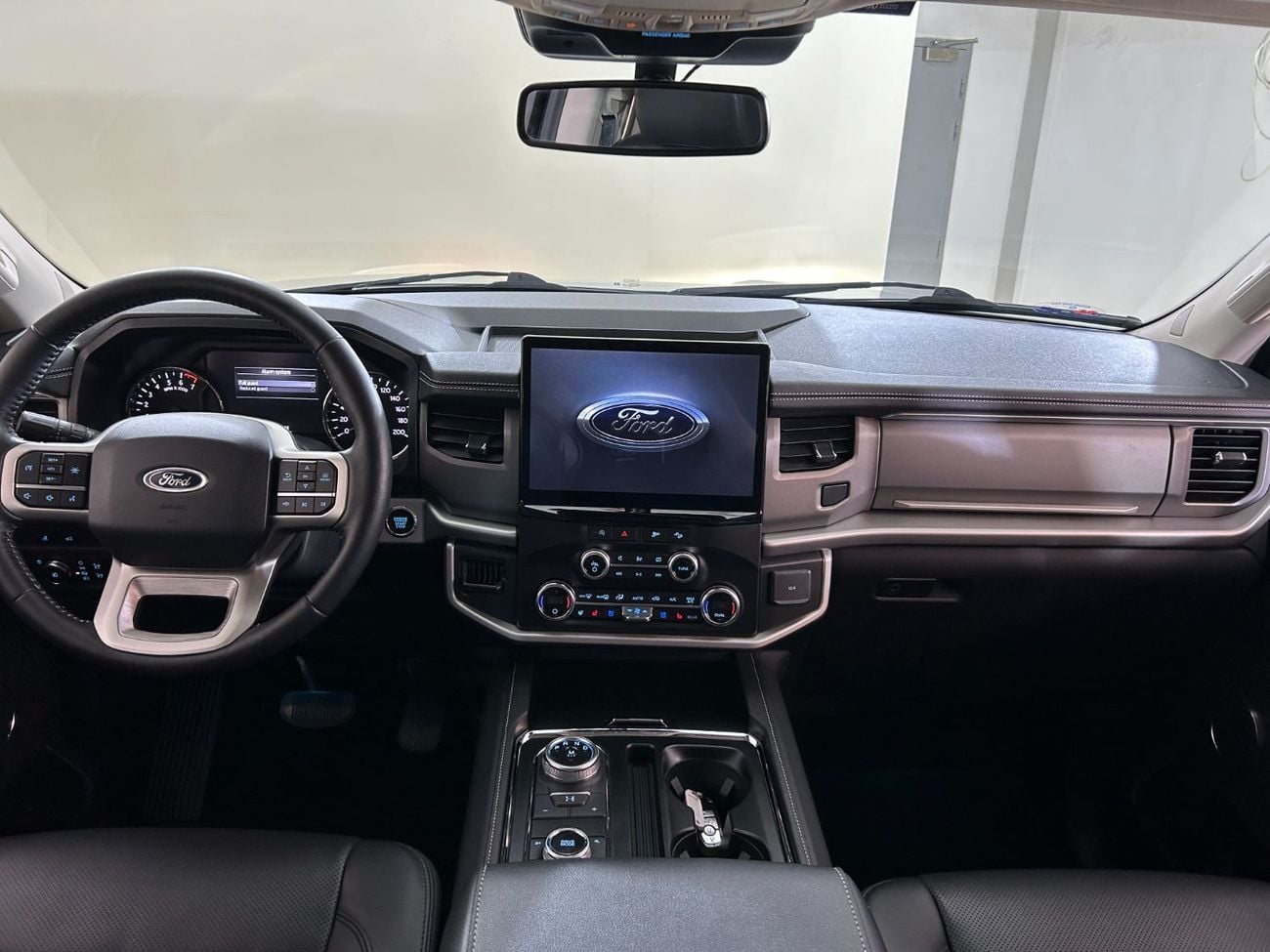 فورد إكسبيديشن XLT 3.5L (380 HP) 4WD