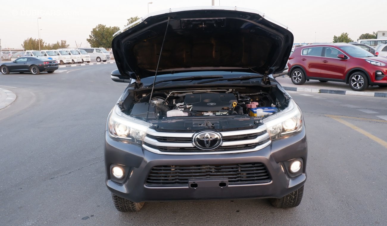 Toyota Hilux DIESEL 2.8L manual gear RIGHT HAND DRIVE (EXPORT ONLY)