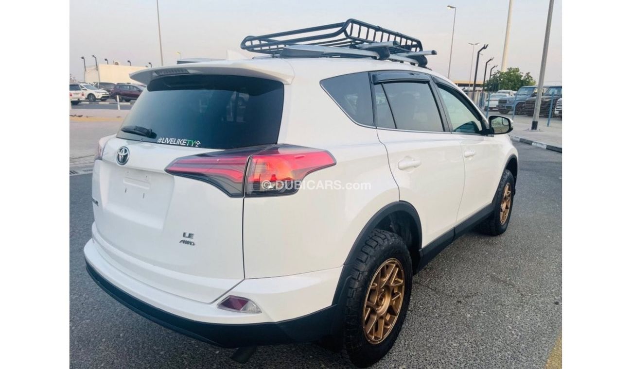 Toyota RAV4 AWD leather seats