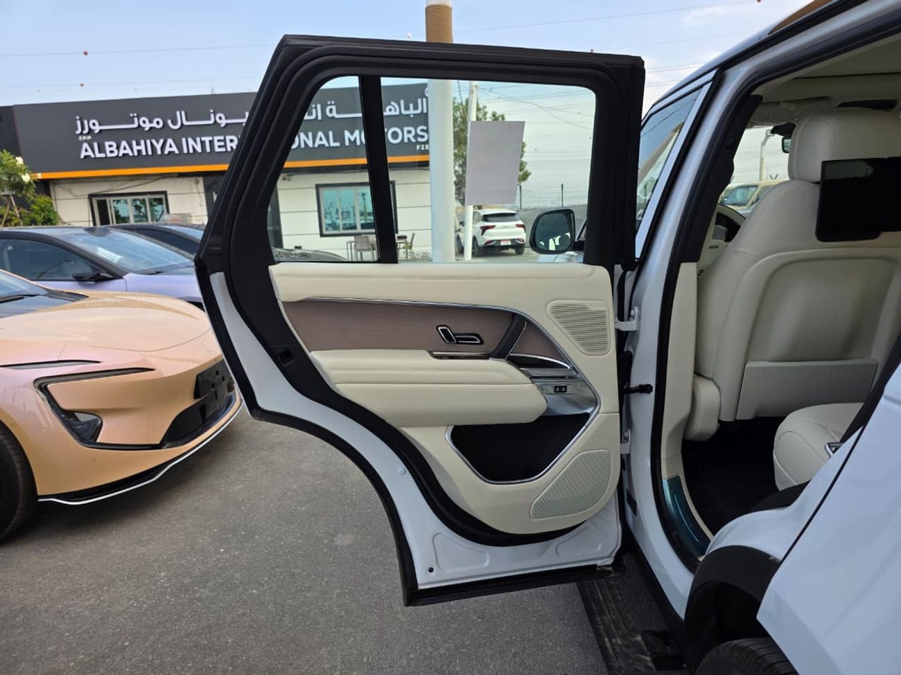 Land Rover Range Rover BRAND NEW \ 2026 Range Rover Autobiography P400 \