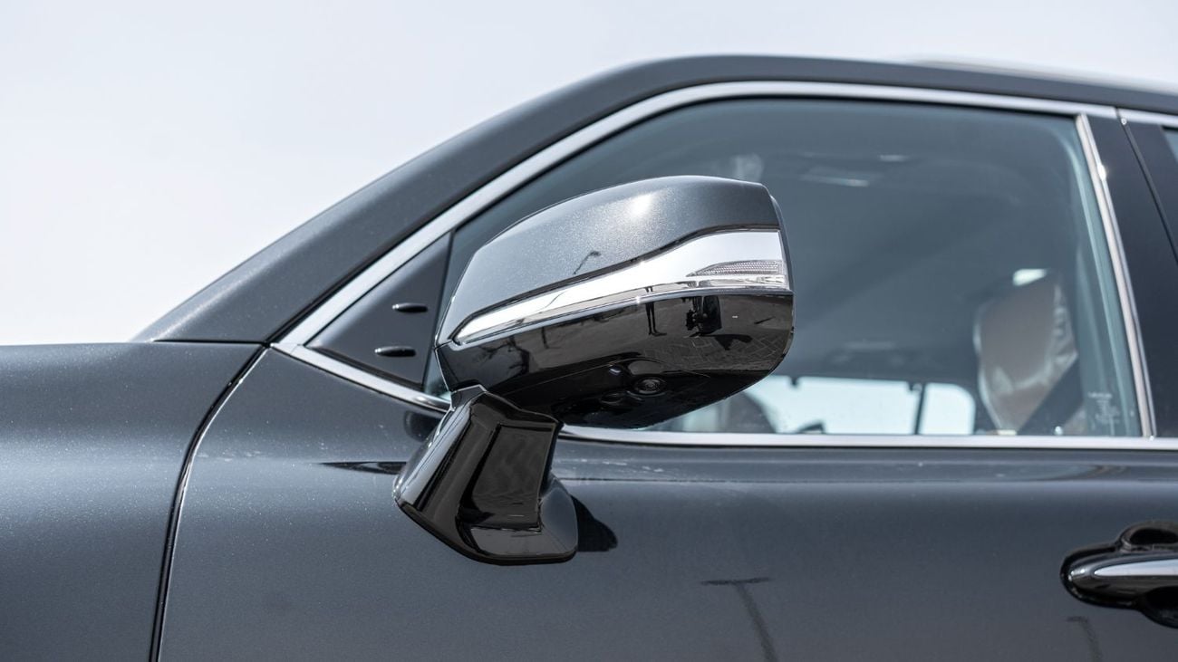 Lexus LX 700h 2025 Lexus LX700h Signature 3.5L AT Hybrid (Black-Tan) with Auto park