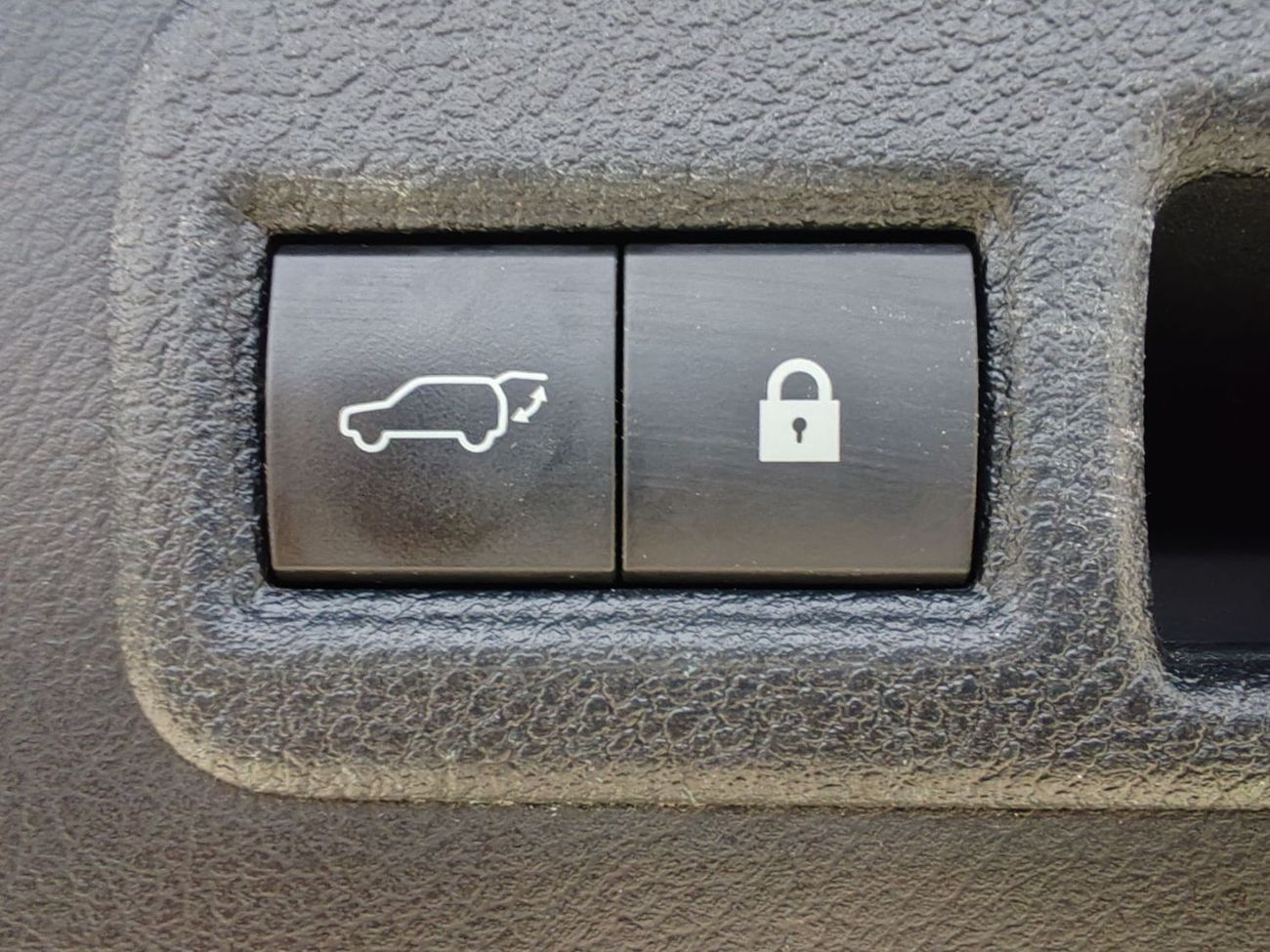 لكزس NX 300 بريمير Warranty one year