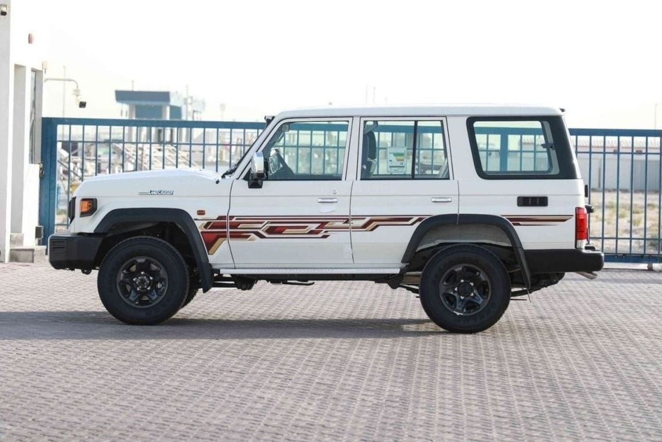Toyota Land Cruiser 70 2024 Toyota LC76 4.0 Hard Top LX HI - White inside Bluish Grey | Export Only