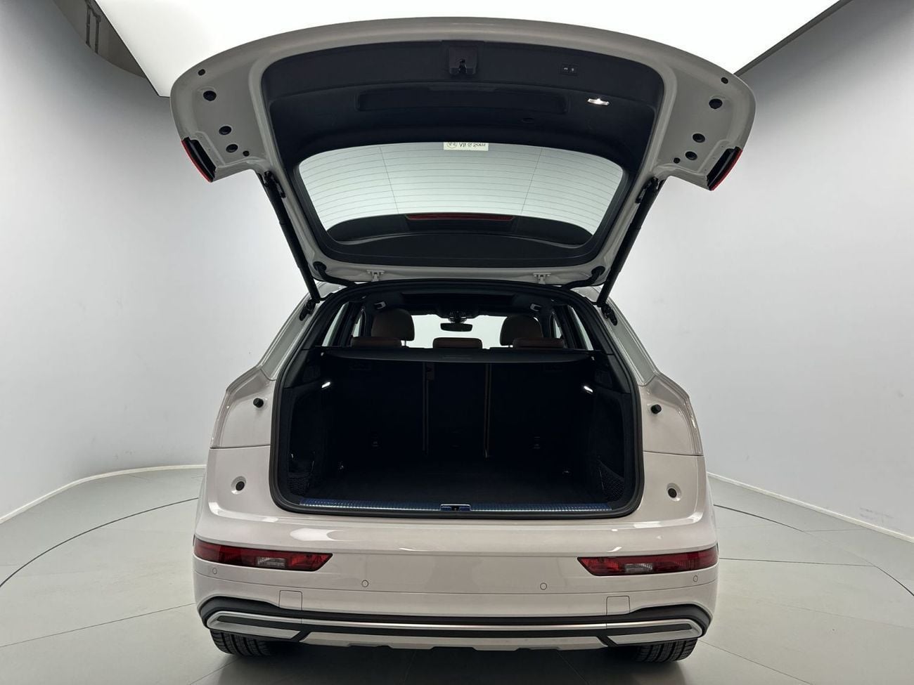 أودي Q5 45 TFSI ADVANCED 2.0L