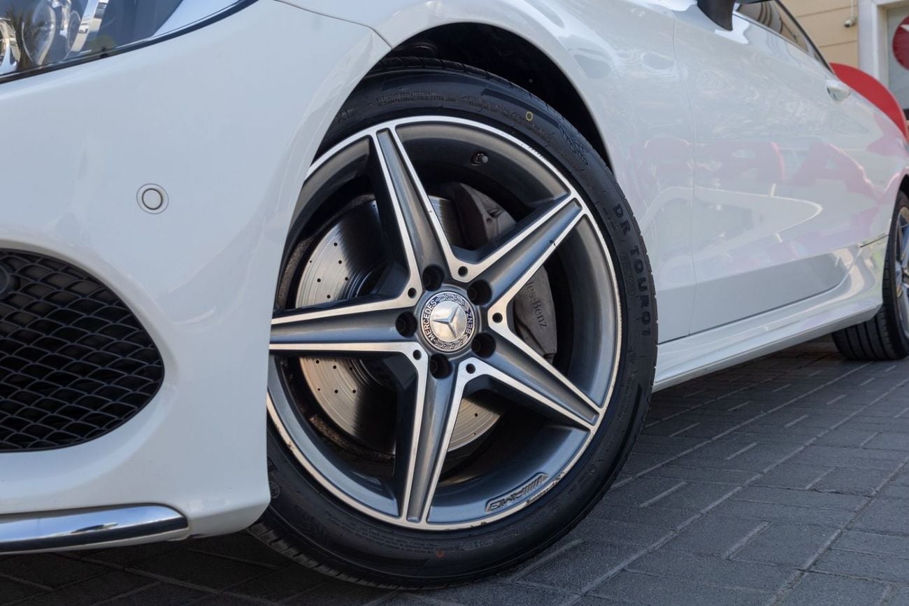 Mercedes-Benz C 200 Coupe Mercedes-Benz C-Class 200 2017 GCC specs for 1,328.00 AED monthly