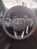 لكزس LX 700h SIGNATURE