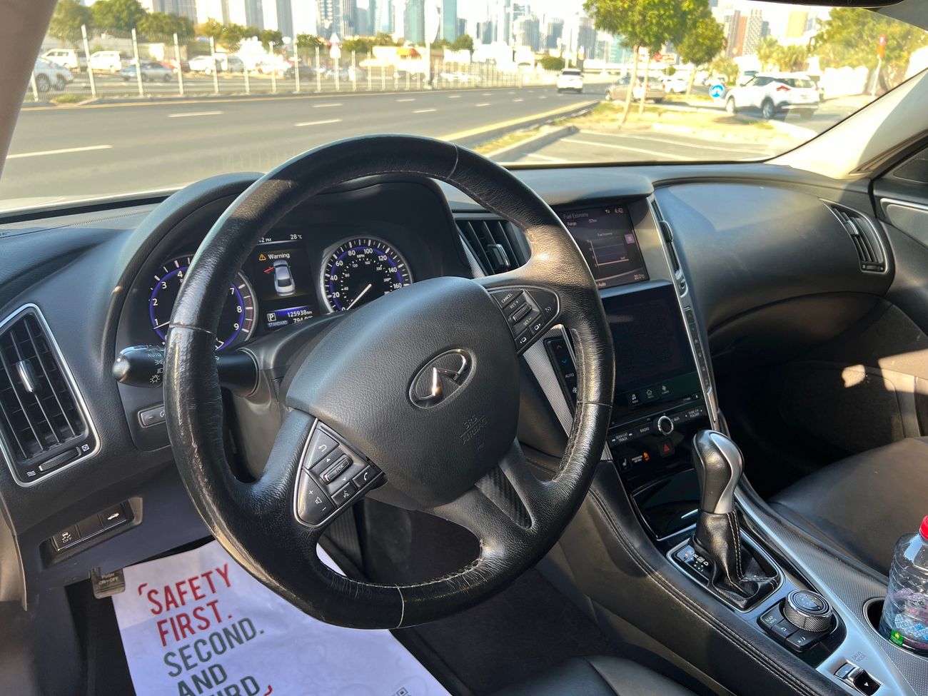 Infiniti Q50 3.7 AWD - Apple CarPlay/Android Auto